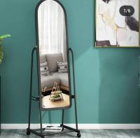 portable dressing mirror with wheels